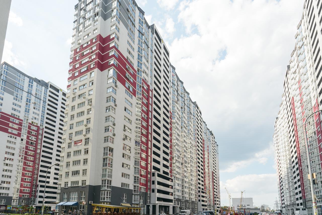 Smart Apartments Drahomanova Kiev Ngoại thất bức ảnh